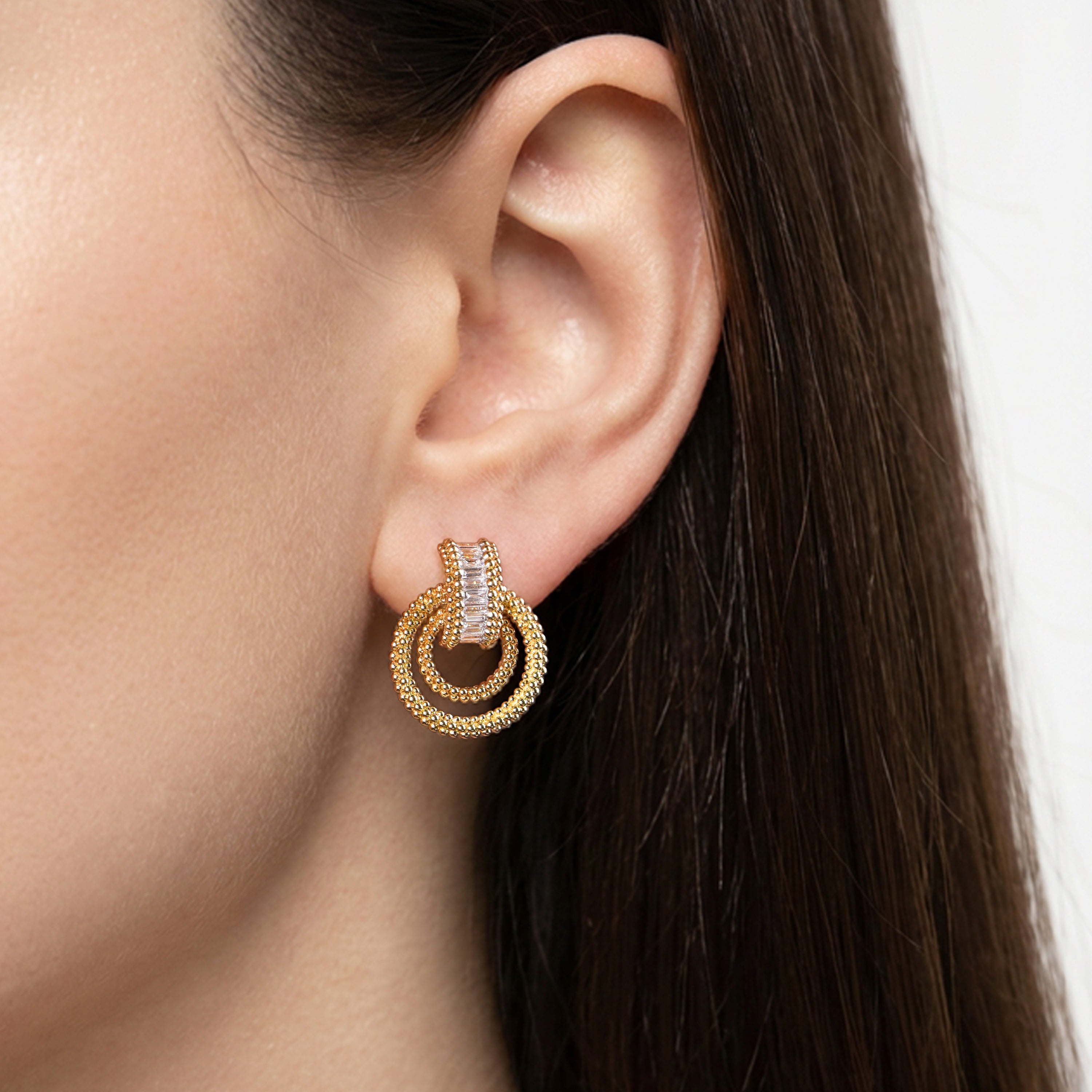 HARAKH Sunlight Rondelle Door-Knocker Diamond Earrings – GIA Jewelry Report